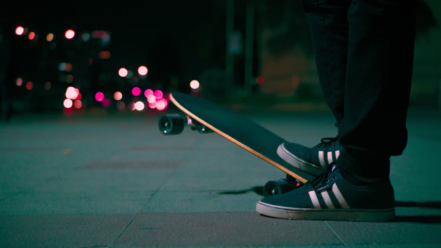 ten toes skateboard